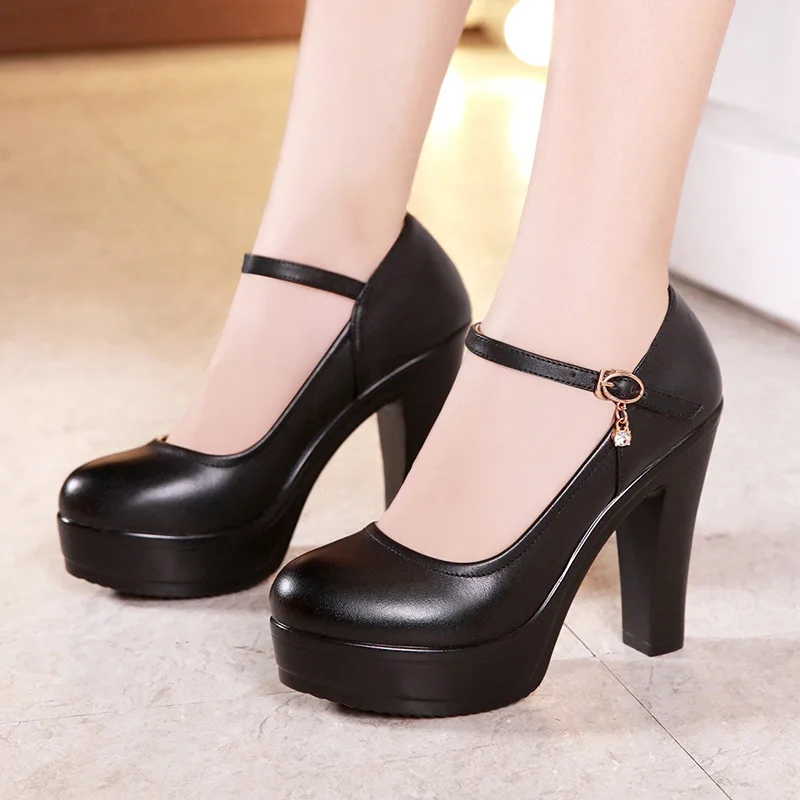 Scarpe con Tacco Alto a Blocco - Women Formal Wear For Wedding recensione e prezzo
