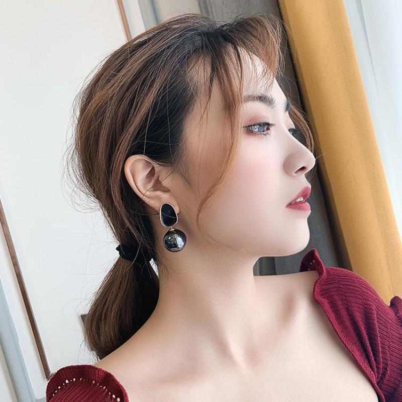 Orecchini di perle nobili di a - Pearl Earring Stud recensione e prezzo