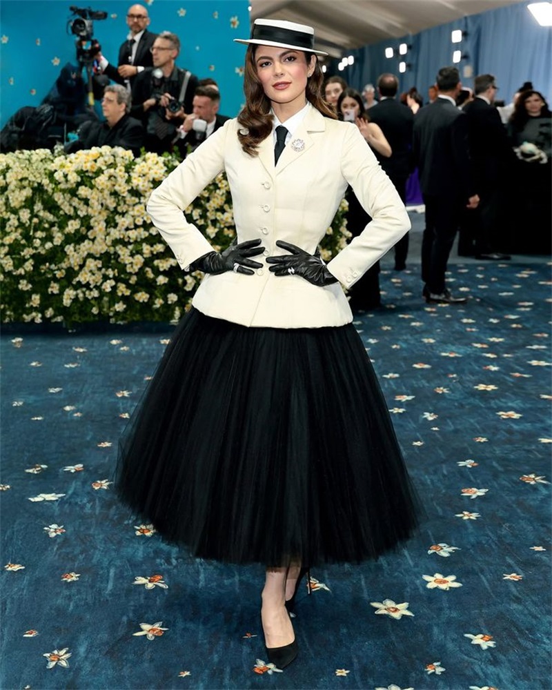 Abiti da ufficio bianchi da do - Women Formal Wear Designers recensione e prezzo