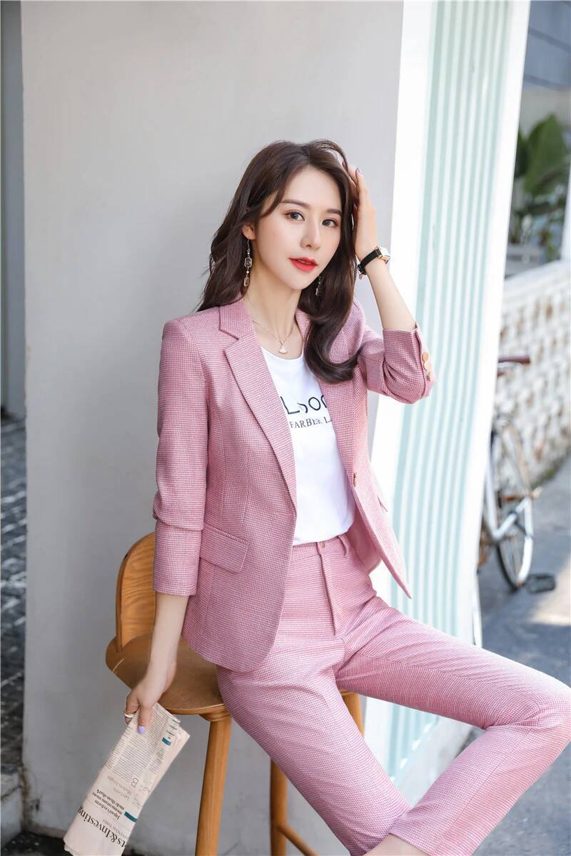 Novelty Green Uniform Designs  - Women Formal Wear Designers recensione e prezzo